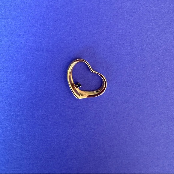 14K gold open heart charm - Picture 2 of 6